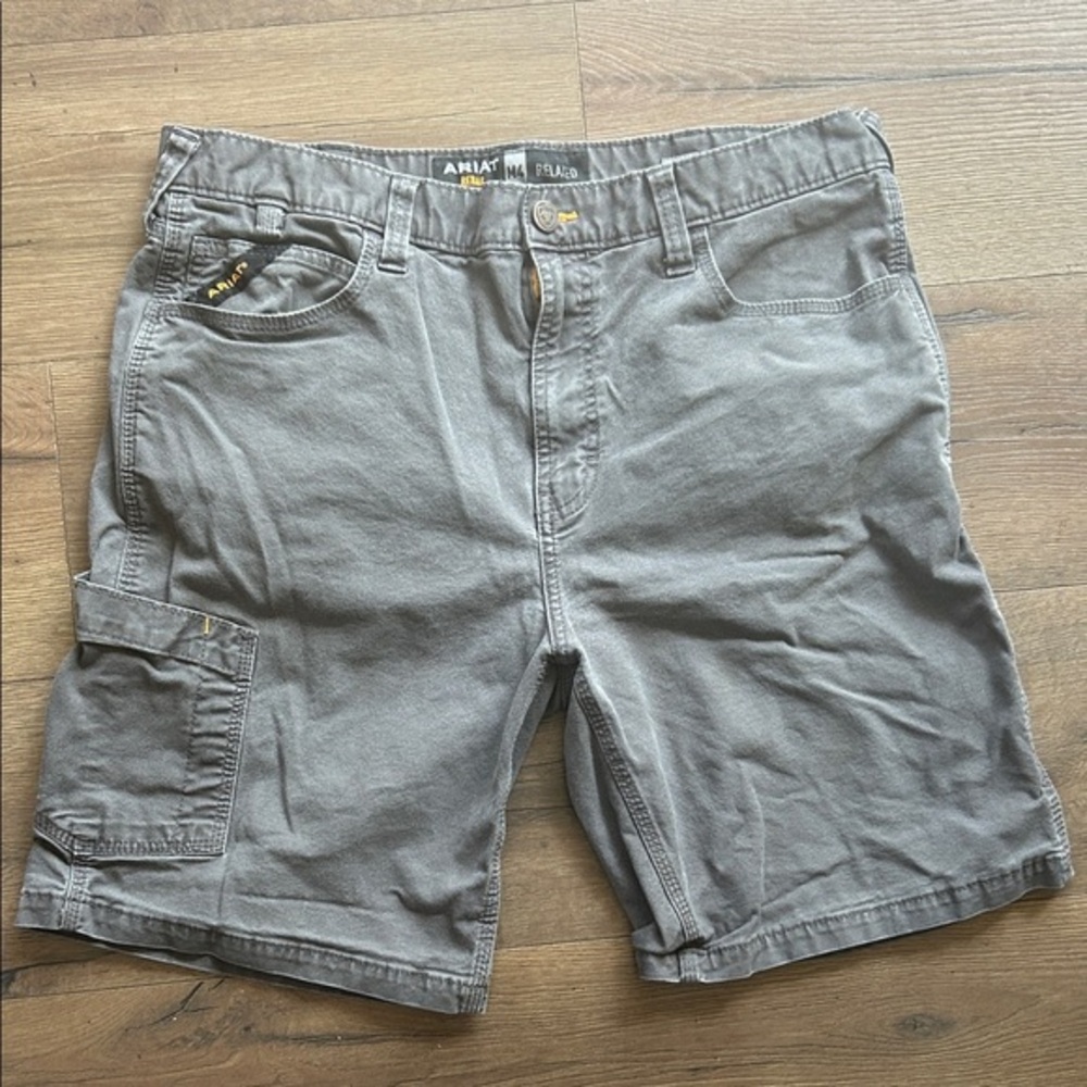 Ariat M4 Gray Utility Cargo Shorts ! Size 35